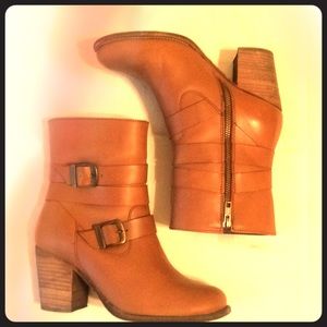 Ankle boots
